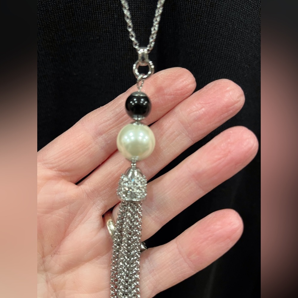 Chico’s Long Silver Tone Pearl And Rhinestone Necklace With Chain Tassel Detail
